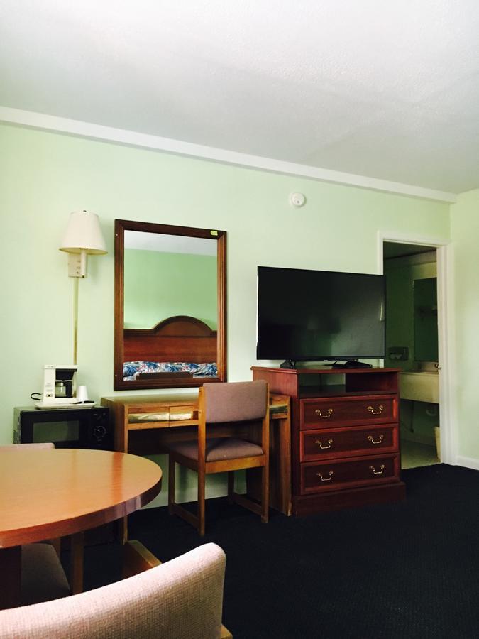 Relax Inn Folkston Zewnętrze zdjęcie